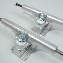 Ace 33 Classic Trucks Silver